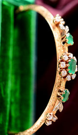 18K Victorian French Diamond & Emerald Cluster Engraved Bangle