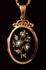18K French Victorian Diamond & Onyx Ornate Flower Locket