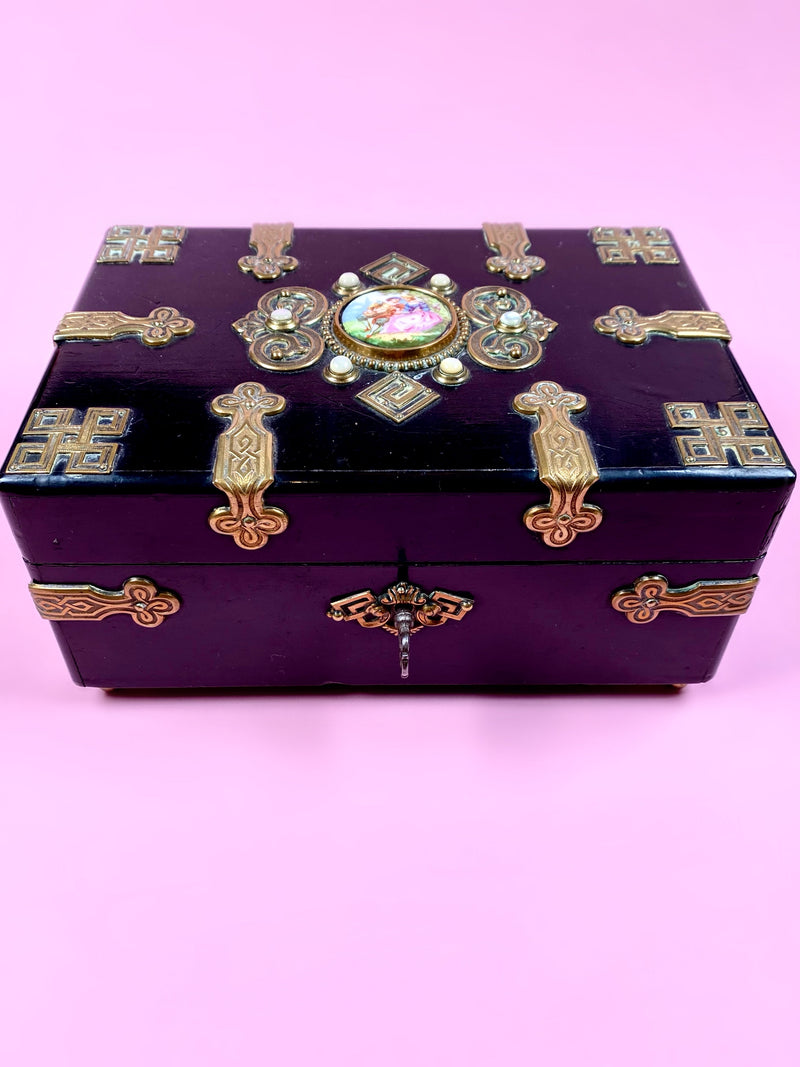 French Victorian Porcelain Portrait Silk Box (Ballerina Pink)