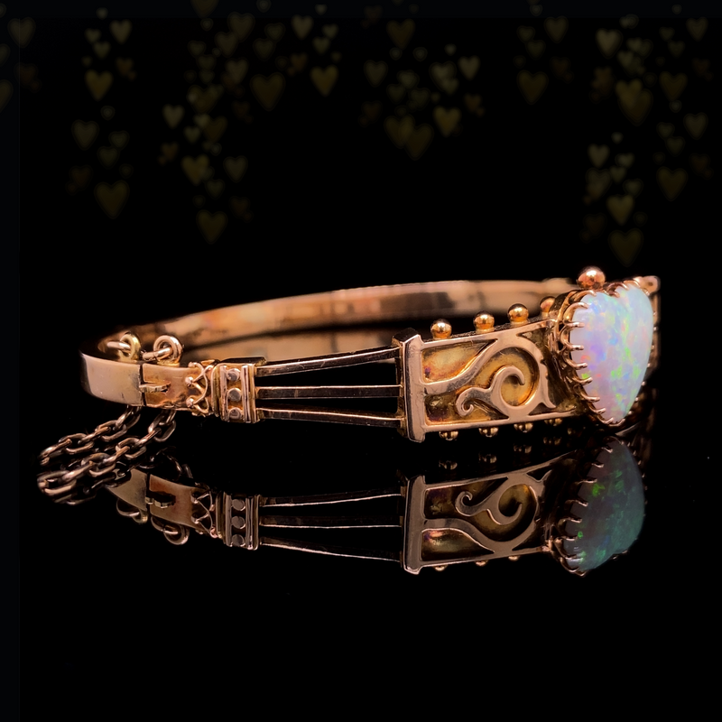 15K Australian Victorian Opal Heart Bangle