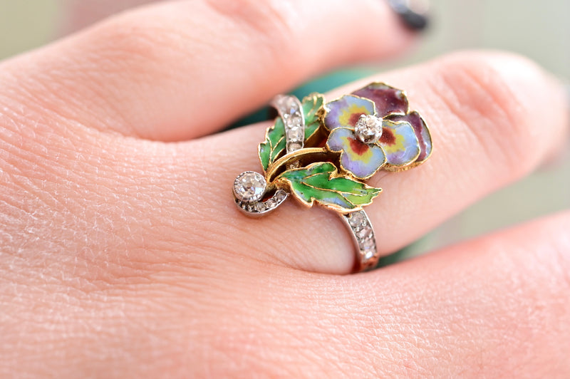 18K & Platinum French Victorian/Edwardian Art Nouveau Belle Epoque Diamond Plique A Jour Enamel Pansy Ring